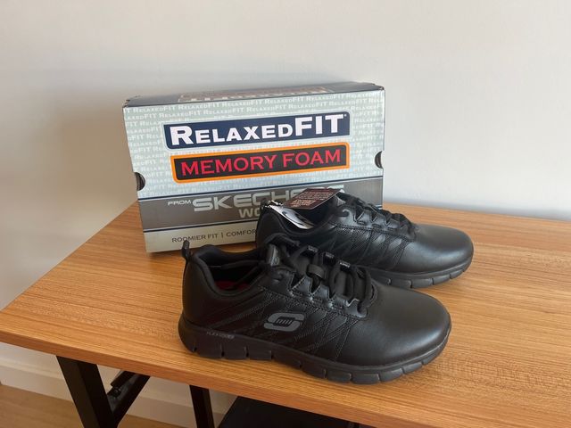 Zapatillas skechers trabajar T. 38