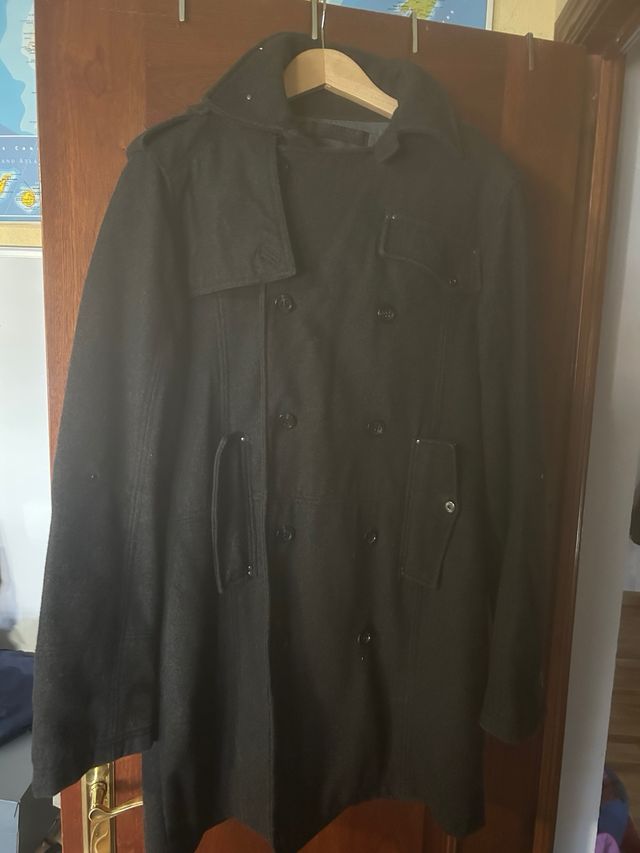 Abrigo largo formal negro