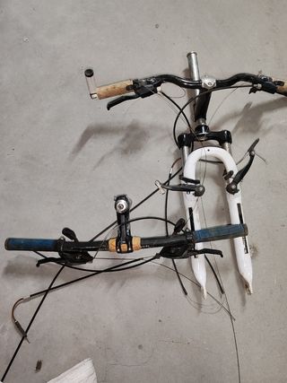 Lote de piezas de bici