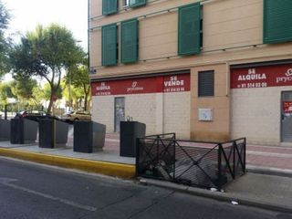 Local comercial en venta en El Nido-Las Fuentes en Parla
