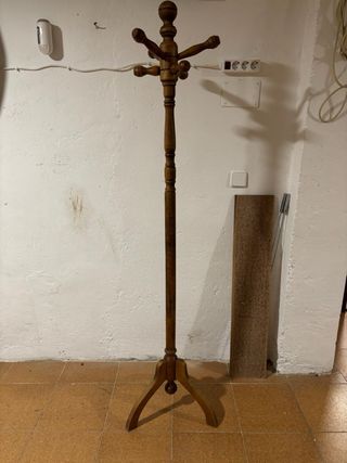 Perchero de pie