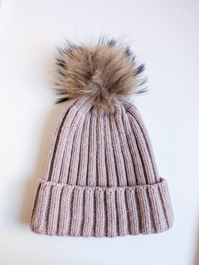 Conjunto de bufanda y gorro rosa