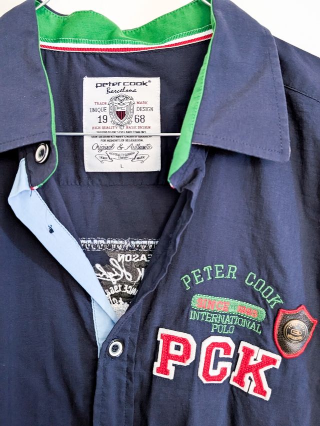 Camisa azul marino juvenil