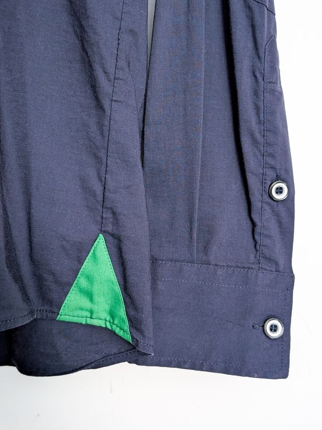 Camisa azul marino juvenil