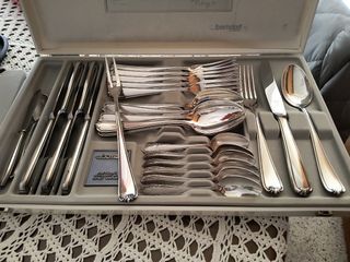 Cubertería bañada en plata