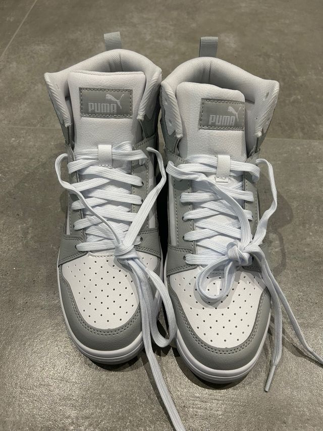 Scarpe puma mai indossate