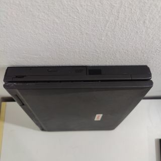 Portátil vintage Compaq Notebook 100