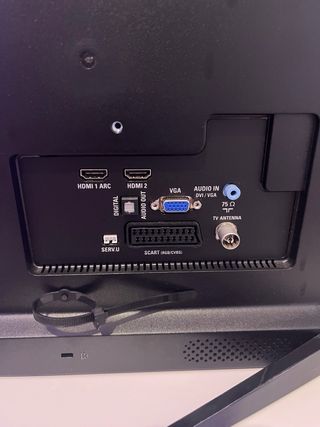 TV LED PHILIPS 24” Full HD Pixel Plus