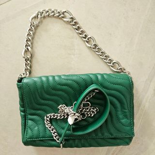 Bolso Stradivarius 