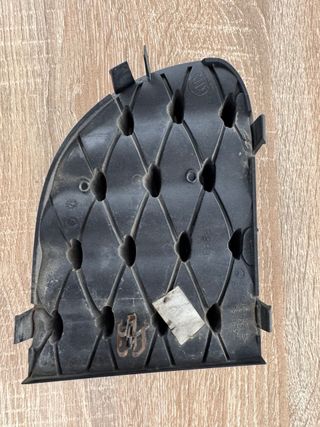 Fiat 500 Parrilla de parachoques delantero