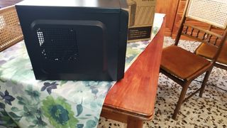 Caja mini torre pc