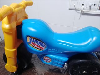 Moto plástico feber