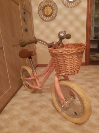Bicicleta de equilibrio marca BOBBIN 