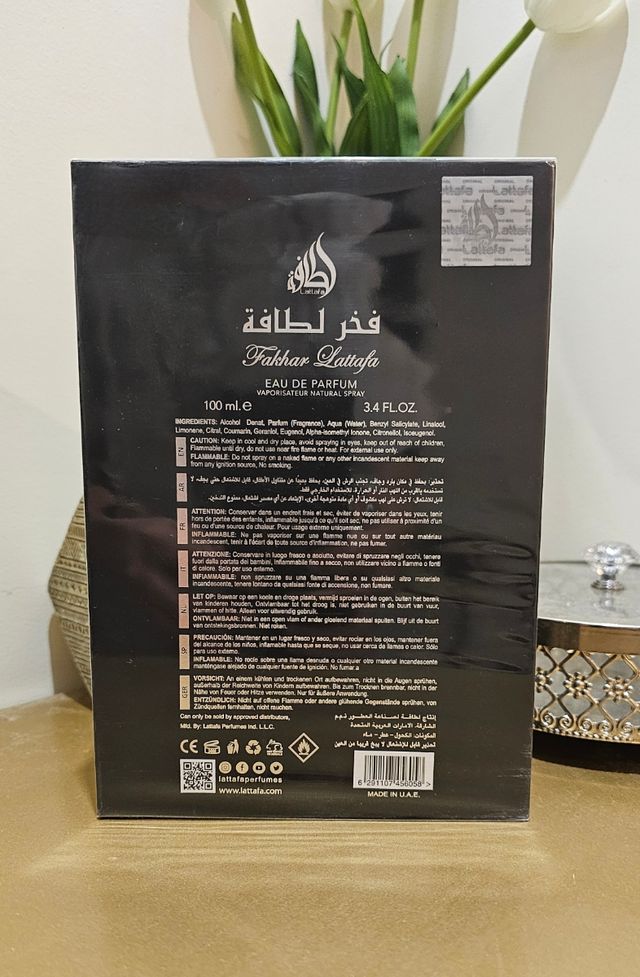 Perfume Fakhar Lattafa Negro
