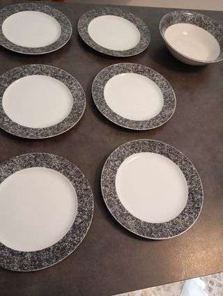 Set 6 piatti piani più 1 zuppiera Croff