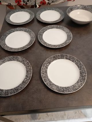 Set 6 piatti piani più 1 zuppiera Croff