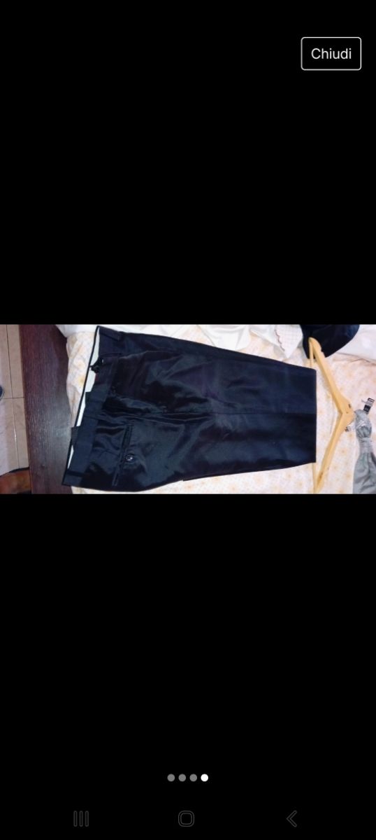 Vestito uomo elegante nero lucido