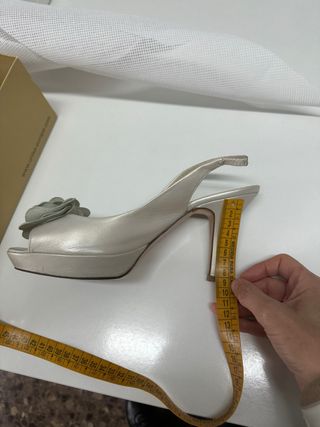 Zapatos sandalias de tacon de piel Lodi