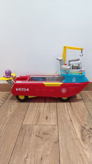 Barco patrulla canina