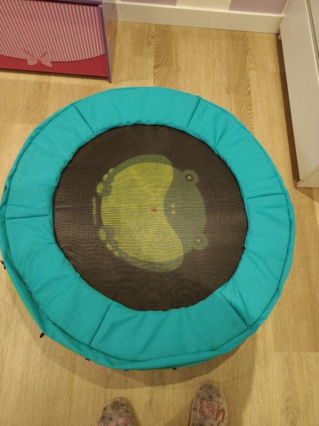 Colchoneta decathlon nueva niños