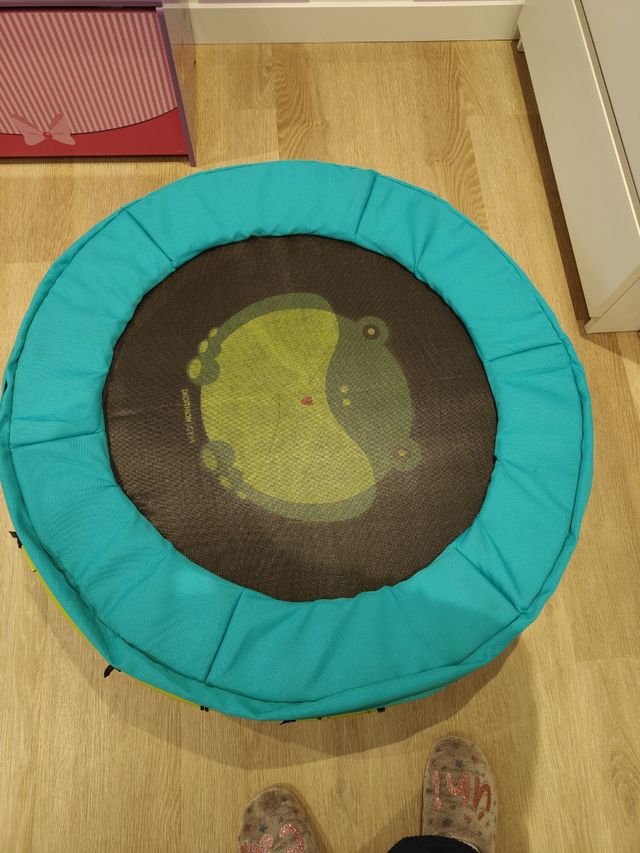 Colchoneta decathlon nueva niños