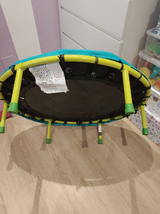 Colchoneta decathlon nueva niños