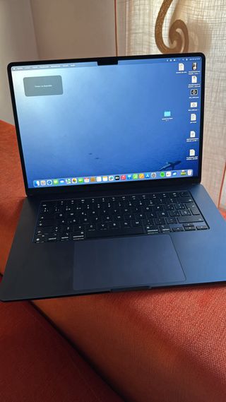 Apple MacBook Air Apple  M3/8GB/256GB SSD/GPU 10