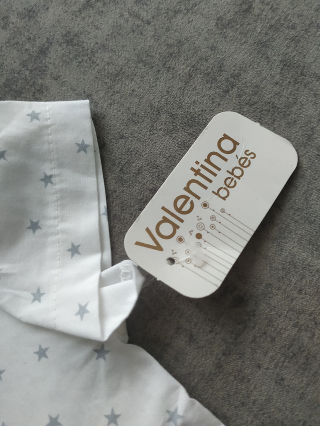 Conjunto Valentina 12 meses nuevo