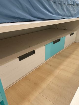 Habitación juvenil entera