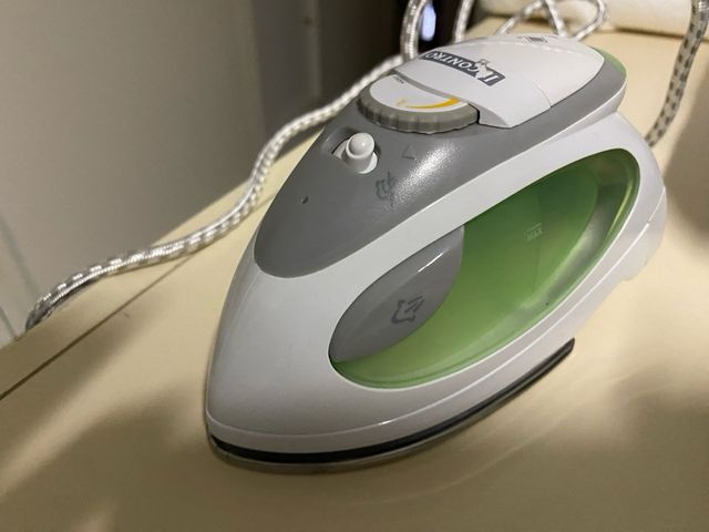 Ferro da stiro da viaggio