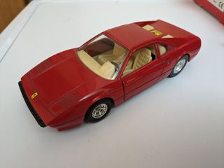 Ferrari 308i gtb Bburago scala 1:24 1/24 rossa
