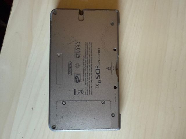 Nintendo DS XL