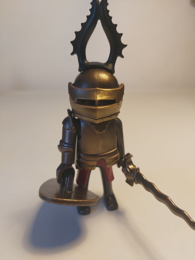 38. Caballero lobo+armadura playmobil