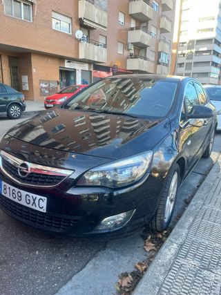 Opel Astra 2010