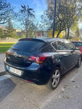 Opel Astra 2010