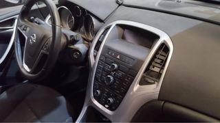 Opel Astra 2010