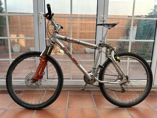 Bicicleta descenso GT LTS ‘98