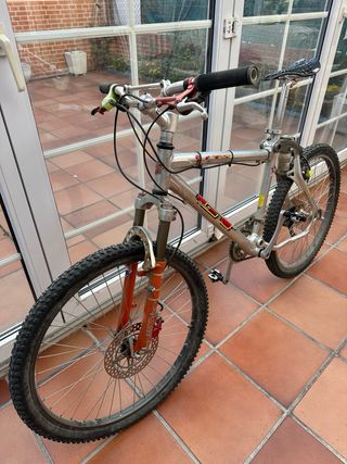 Bicicleta descenso GT LTS ‘98
