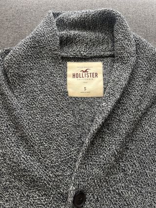 Cardigan blanco y negro Hollister