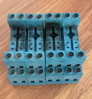 Zocalo Finder 95.65 Dinar-Carril