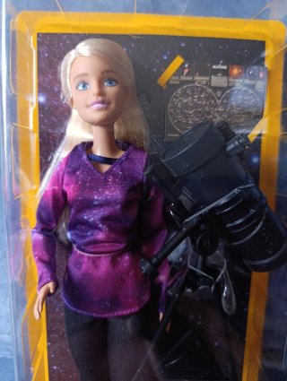 MUÑECA BARBIE ASTRÓNOMA NATIONAL GEOGRAPHIC