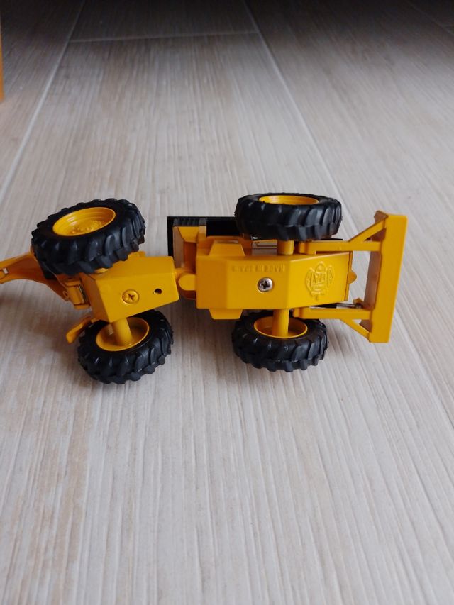 Excavadora Caterpillar