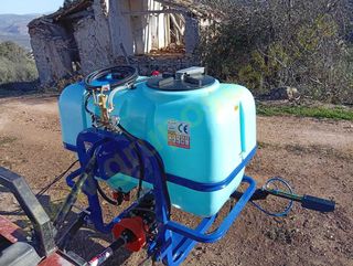 CUBA SUSPENDIDA DE 600 LITROS COMET