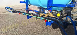 CUBA SUSPENDIDA DE 600 LITROS COMET