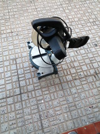 Maquina cortar madera