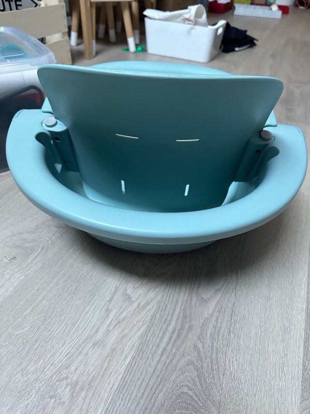 Baby set trona stokke steps de segunda mano por 100 EUR en Rivas