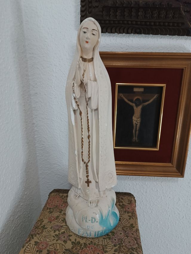 Virgen de Fátima de yeso + foto purisima