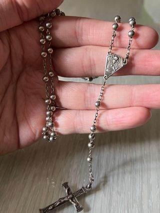 Rosario de plata niño