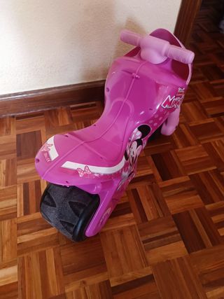 Correpasillos Injusa Minnie