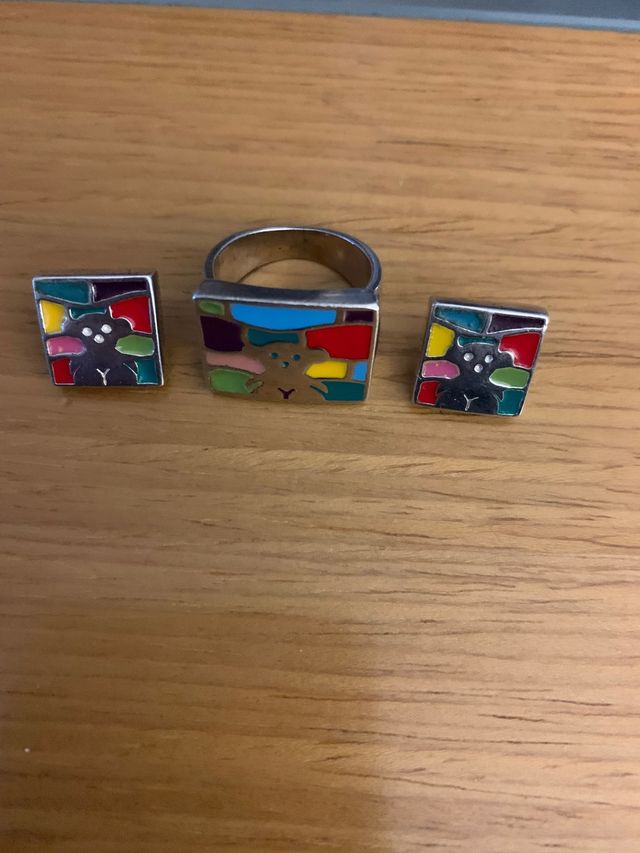 Sortija y pendientes Tous